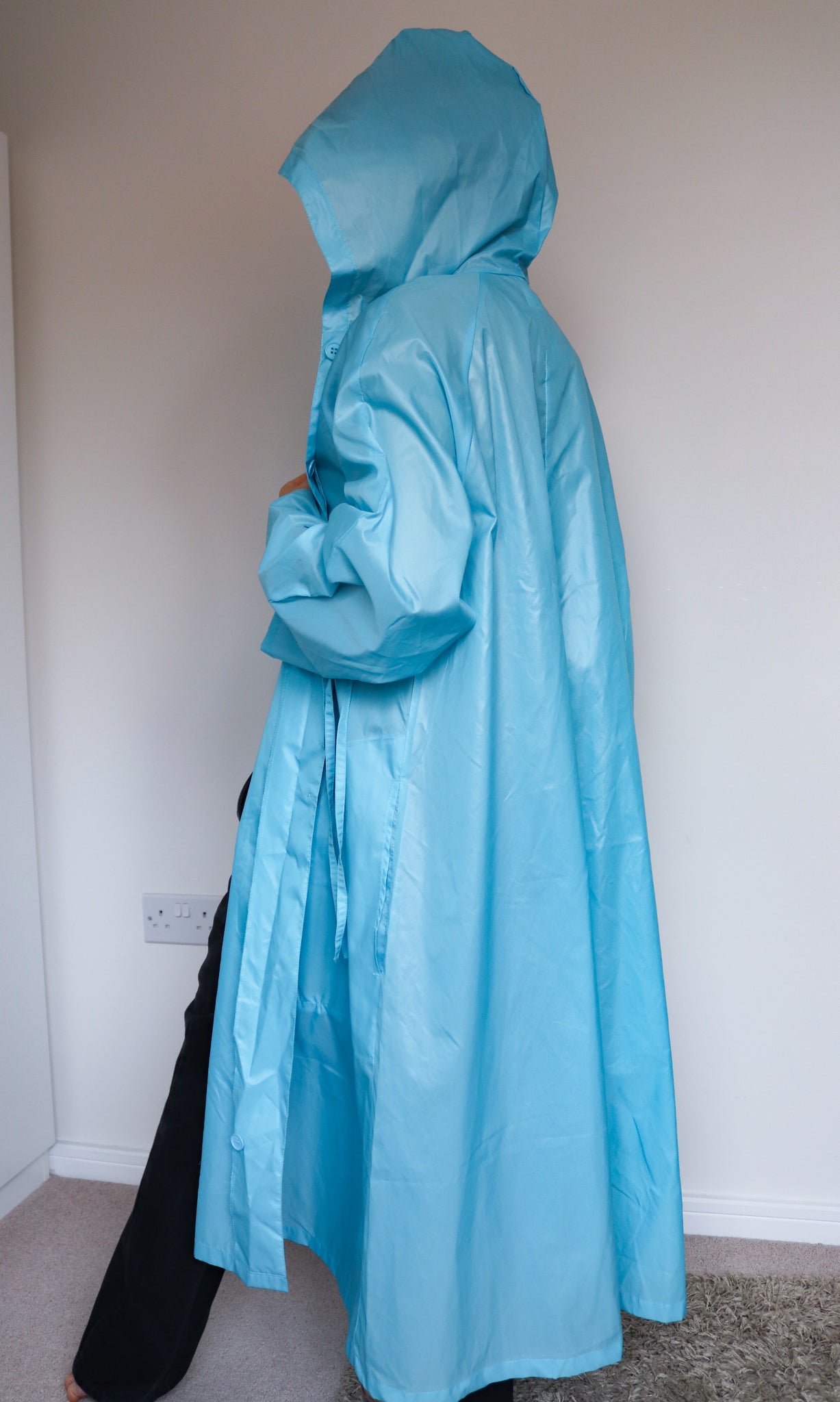 VINTAGE UNISEX MEN WOMEN BLUE NYLON LONG MAXI LENGTH LIGHT WEIGHT BLUE RAINCOAT HOOD COAT JACKET