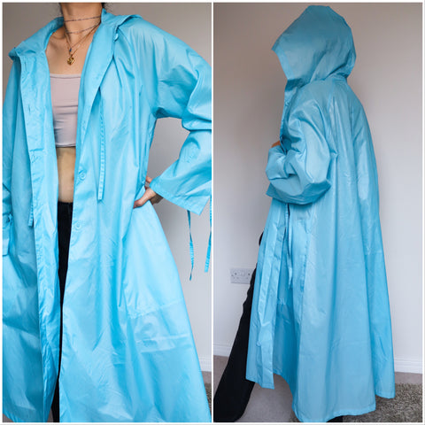 VINTAGE UNISEX MEN WOMEN BLUE NYLON LONG MAXI LENGTH LIGHT WEIGHT BLUE RAINCOAT HOOD COAT JACKET