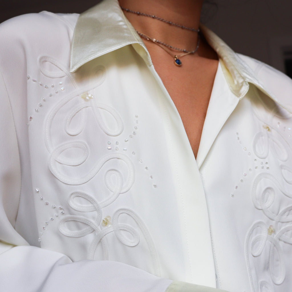 VINTAGE CREAM WHITE EMBELLISHED FLORAL BEADS BEDAED LONG SLEEVES SHIRT BLOUSE TOP