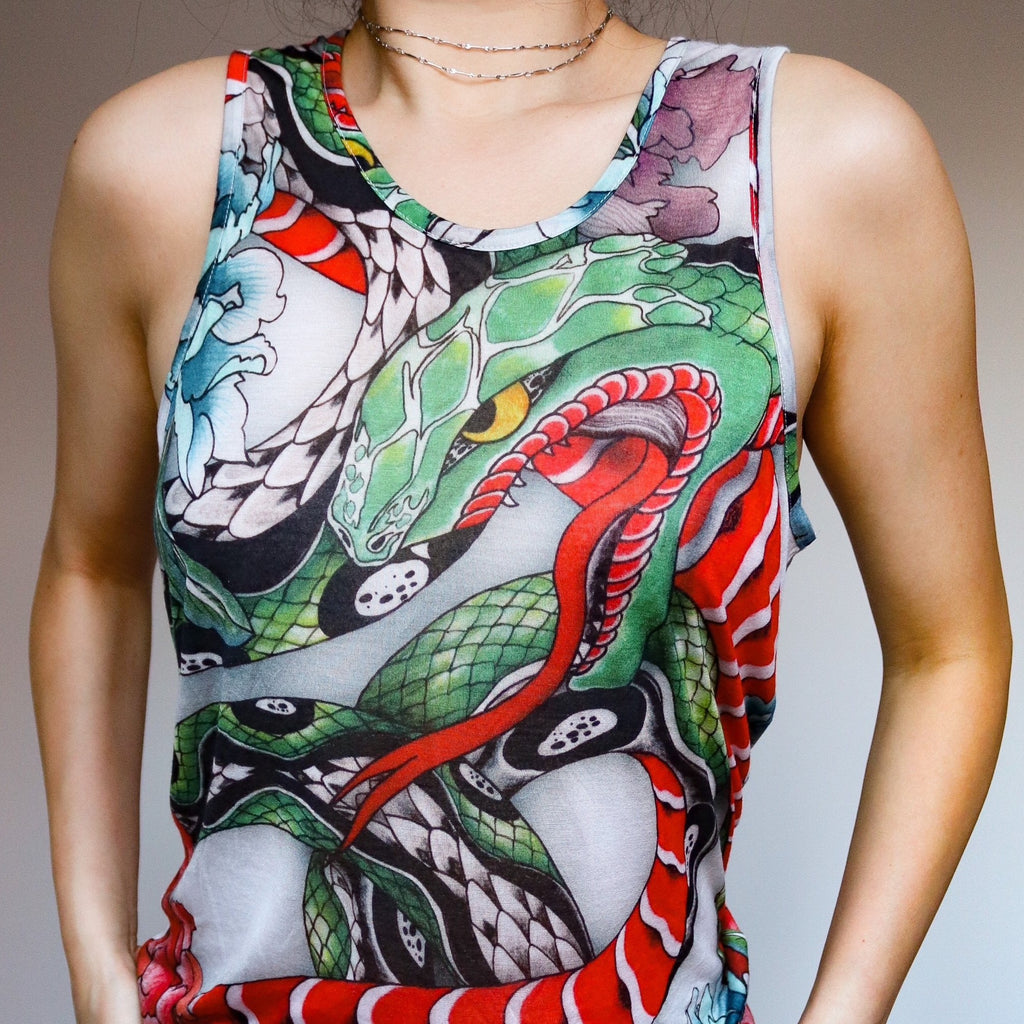 90S Y2K 2000S VINTAGE GREEN RED CHRISTOPHER KANE SNAKE FLORAL ORIENTAL ART PRINT STRETCHY VEST TOP