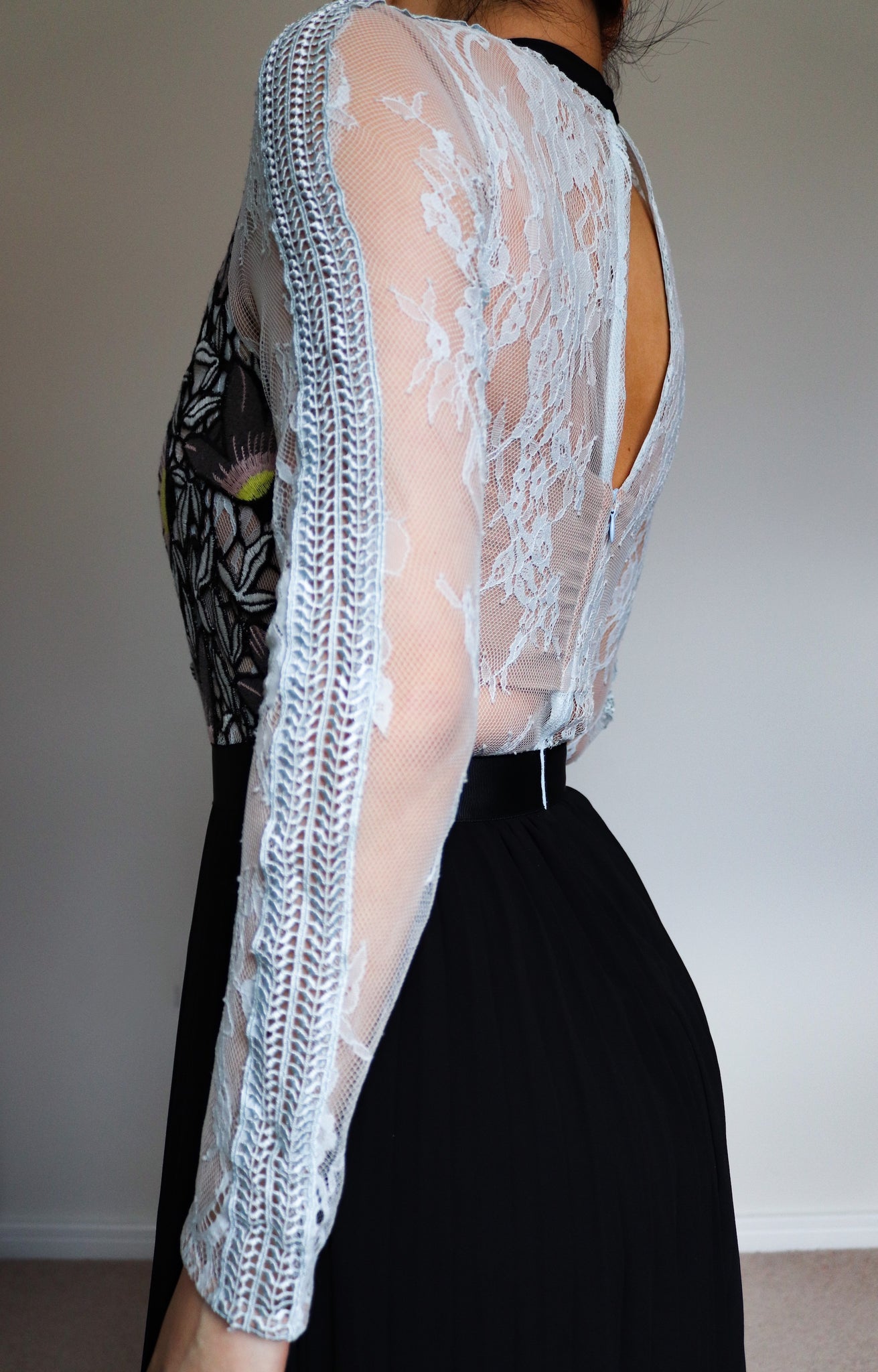 LIGHT BLUE FORMAL MESH FLORAL LONG LACE SLEEVES PLEATED MAXI LONG DRESS