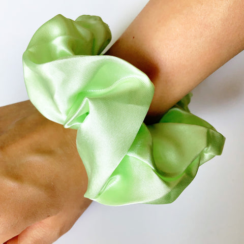 GREEN SATIN SCRUNCHIE HAIRBAND HAIR ACCESSORIES