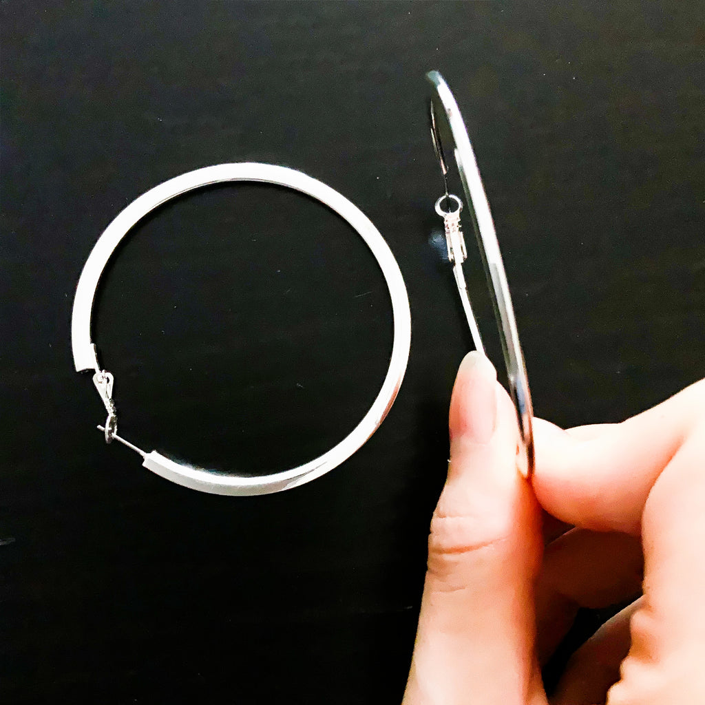 FLAT HOOPS EARRINGS