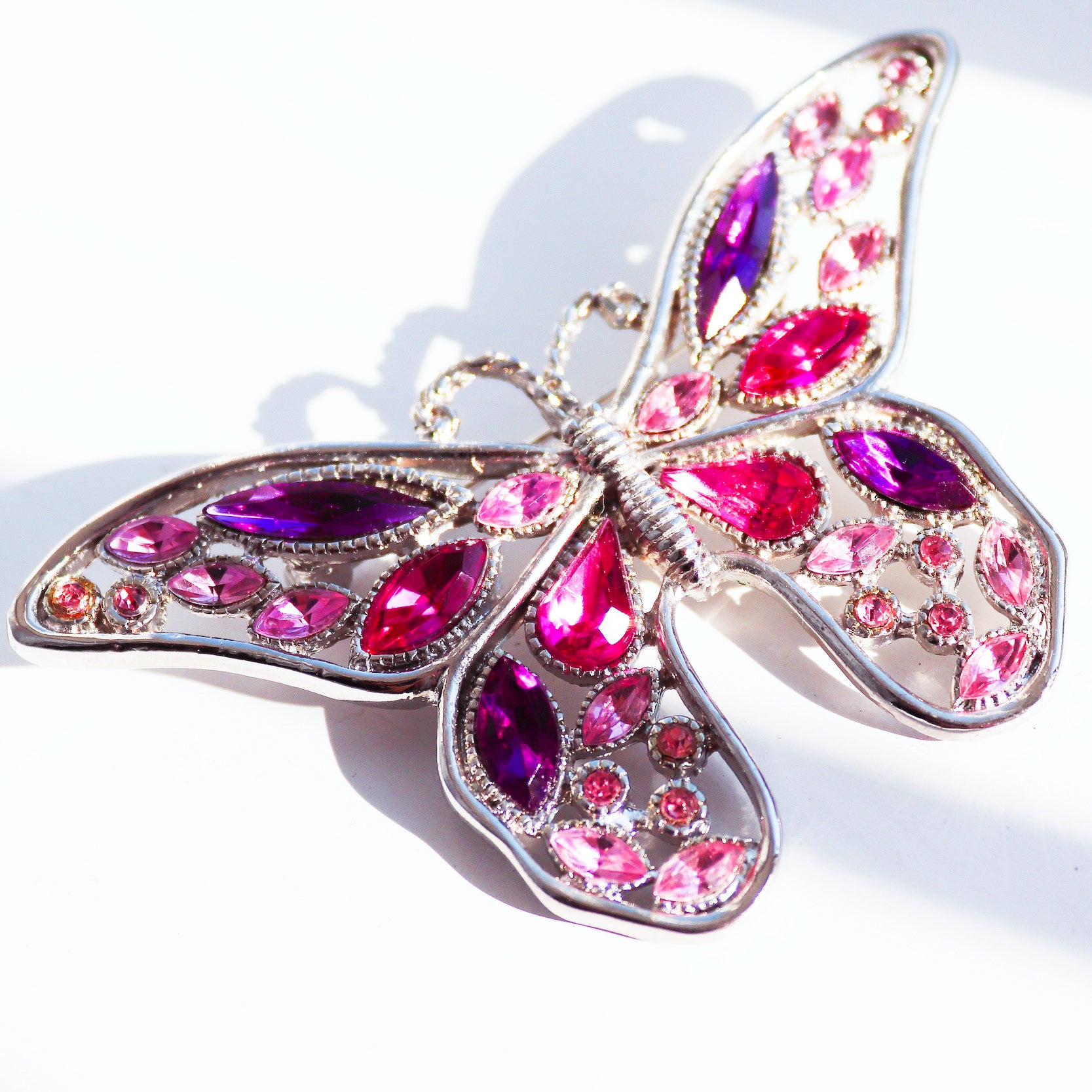 90s VINTAGE BOHO TRIBAL PINK PURPLE DIAMANTÉ BUTTERFLY CUTE BROOCH PIN