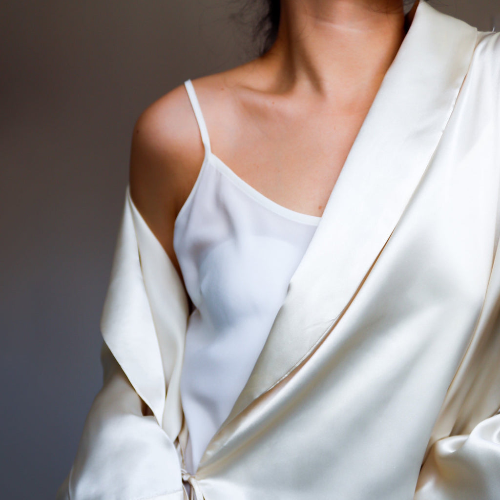 VINTAGE CREAM CHAMPAGNE SATIN LONG JACKET ROBE