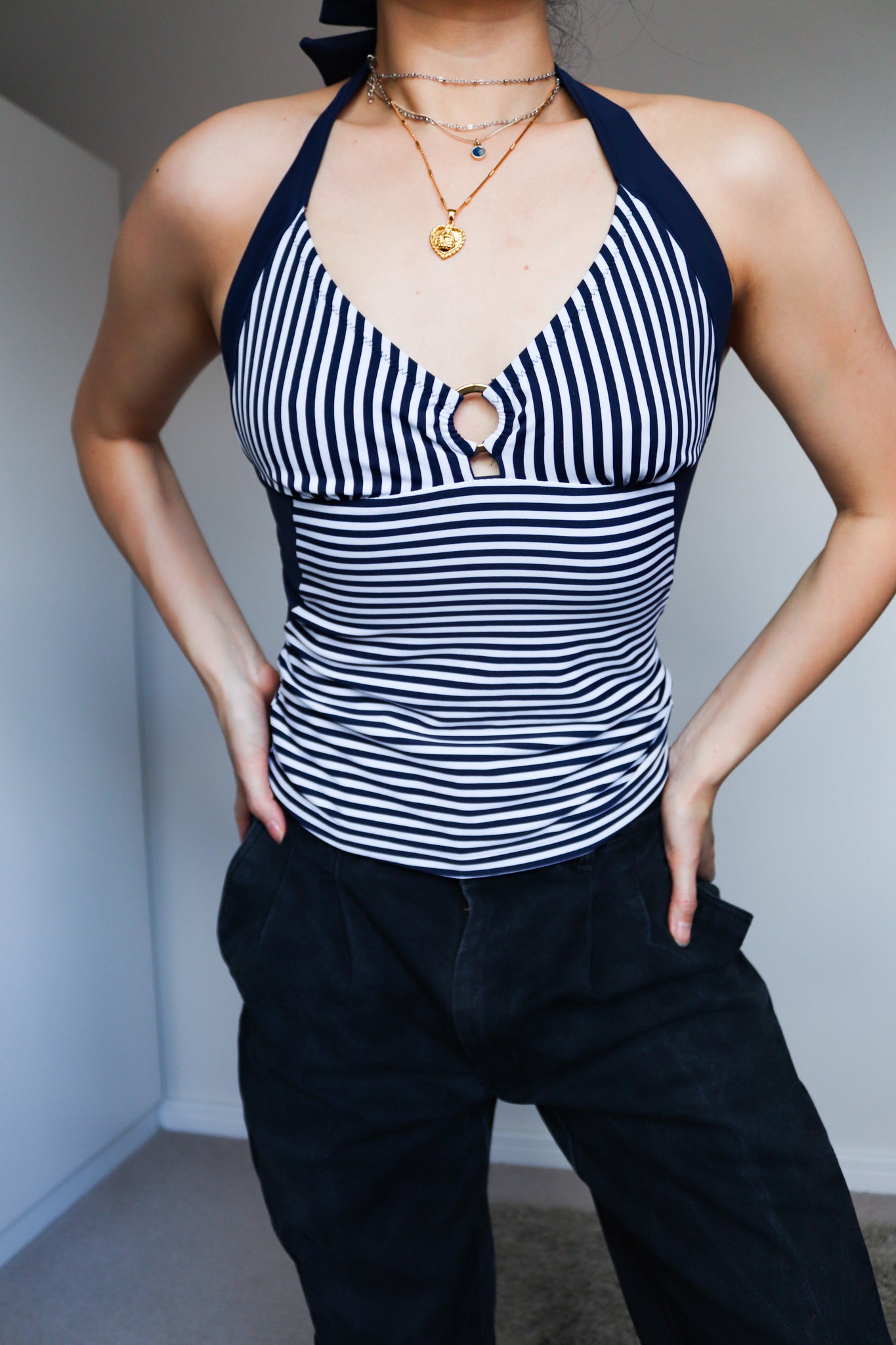 90s VINTAGE WHITE COMPANY STRETCHY SWIMWEAR HALTER NECK STRAP STRIPES BIKINI TANK TOP