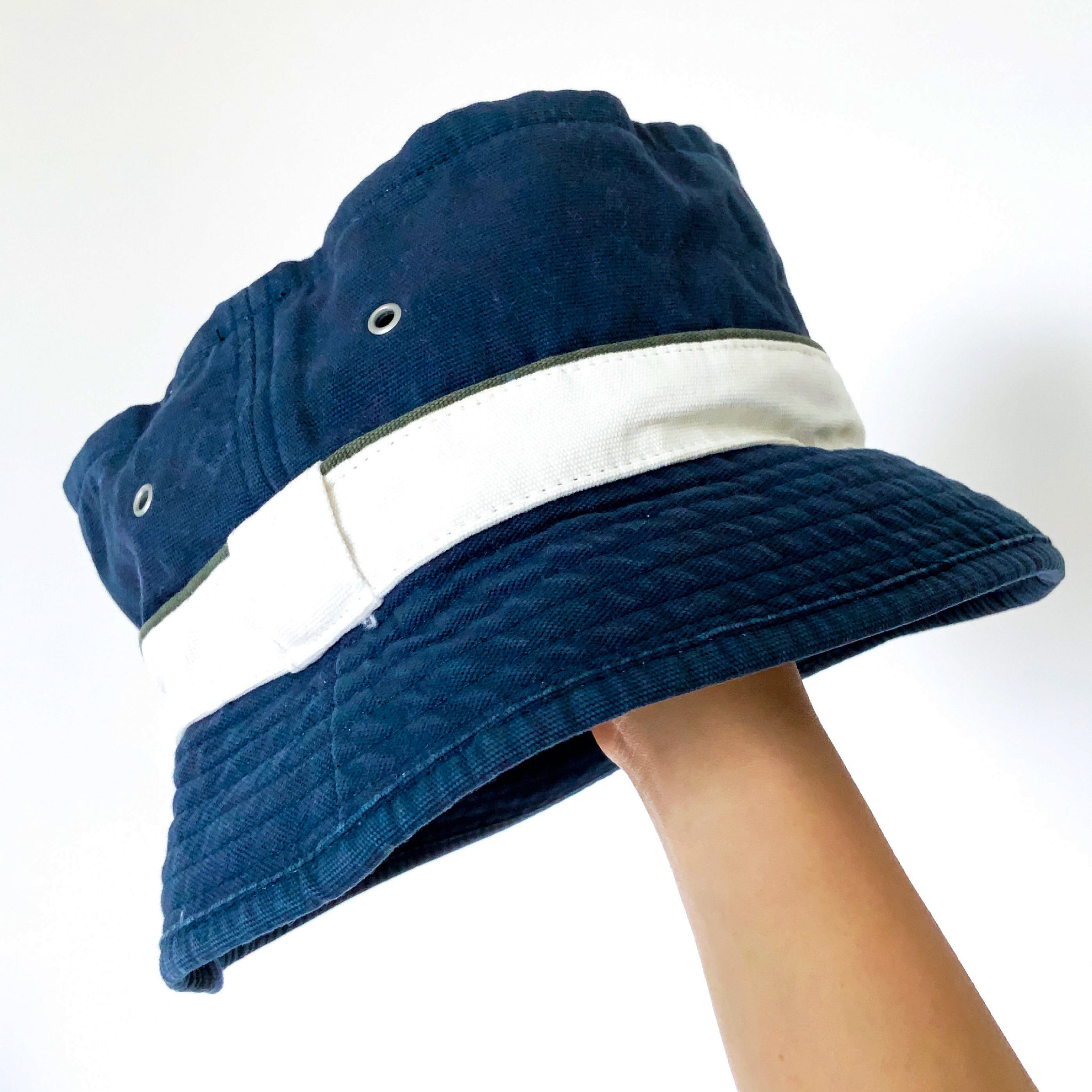 00s Y2K 90s VINTAGE UNISEX BLUE NAVY GAP BUCKET HAT