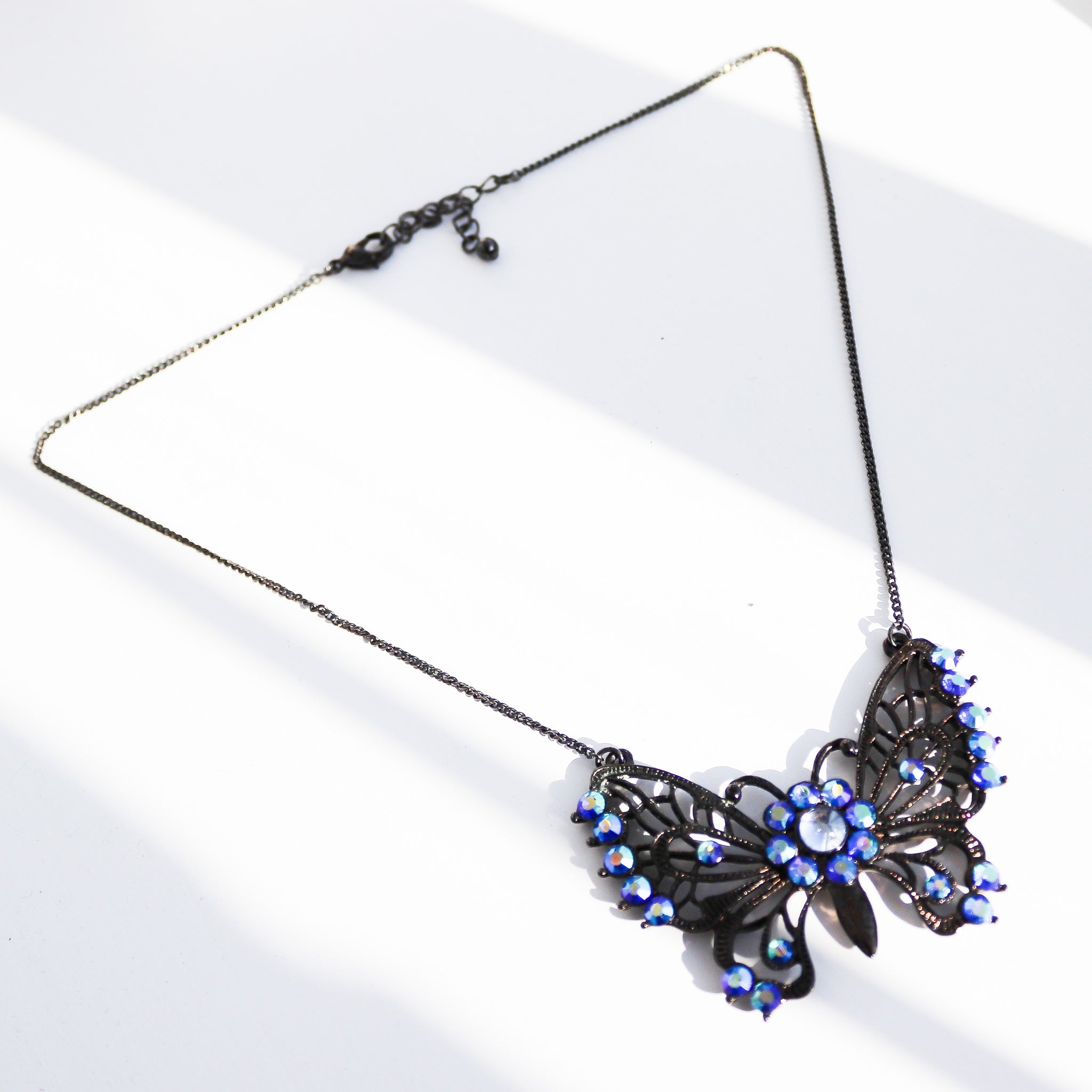 90s VINTAGE GOTHIC BOHO TRIBAL BLUE DIAMANTÉ BUTTERFLY DEEP GREY SHORT NECKLACE