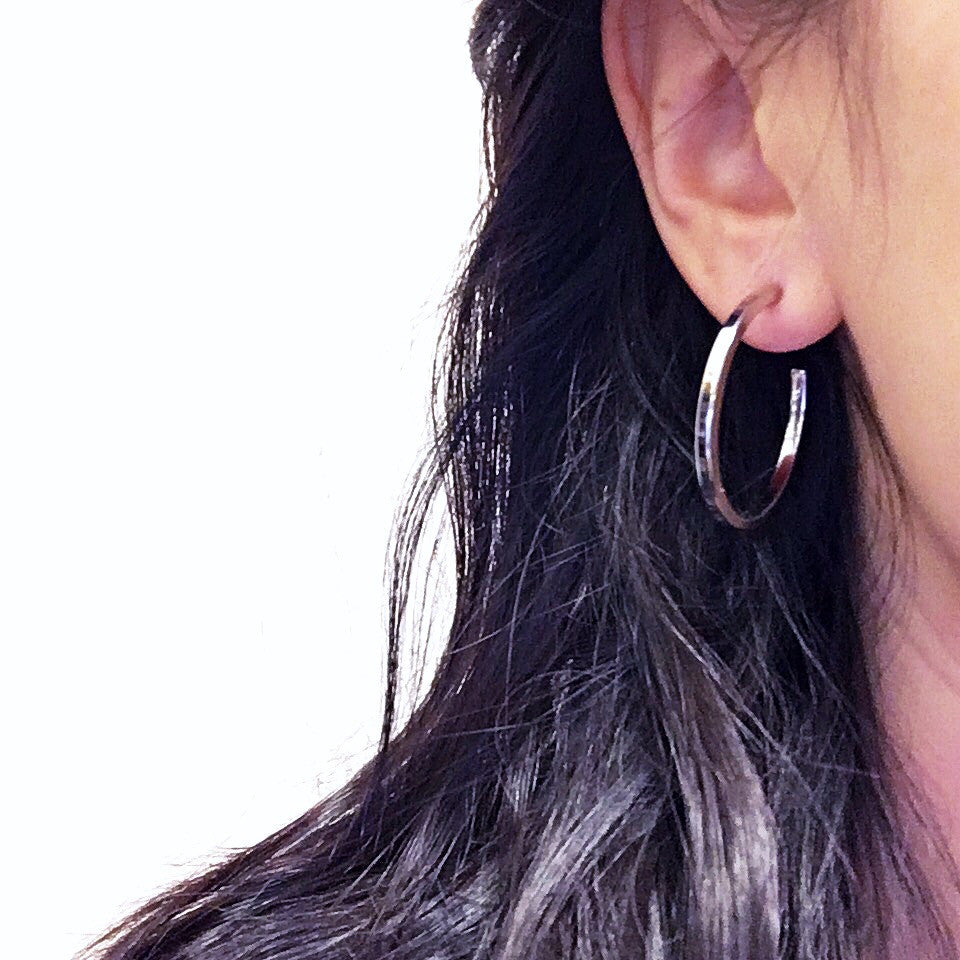 SQUARE CUT OPEN HOOP EARRINGS