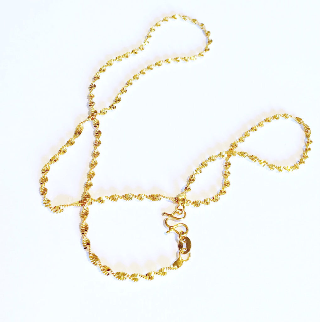 TEXTURED CHAIN NECKLACE
