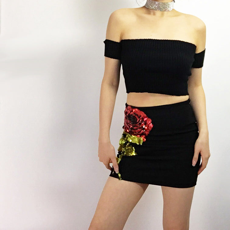 SEQUINS ROSE SKIRT WITH INNER SHORTS