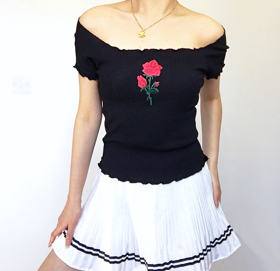 ROSE KNIT RIB OFF SHOULDER TOP