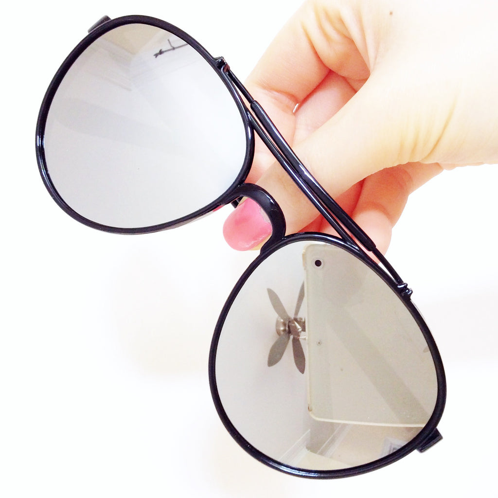 GRUNGE BLACK FRAME AVIATOR SUNGLASSES