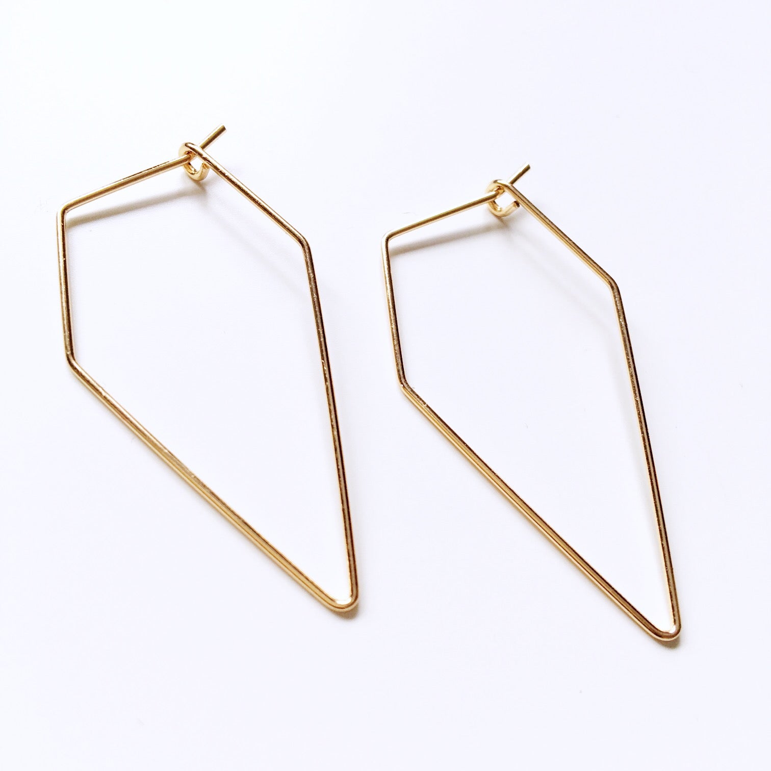 DIAMOND SHAPE HOOP EARRINGS