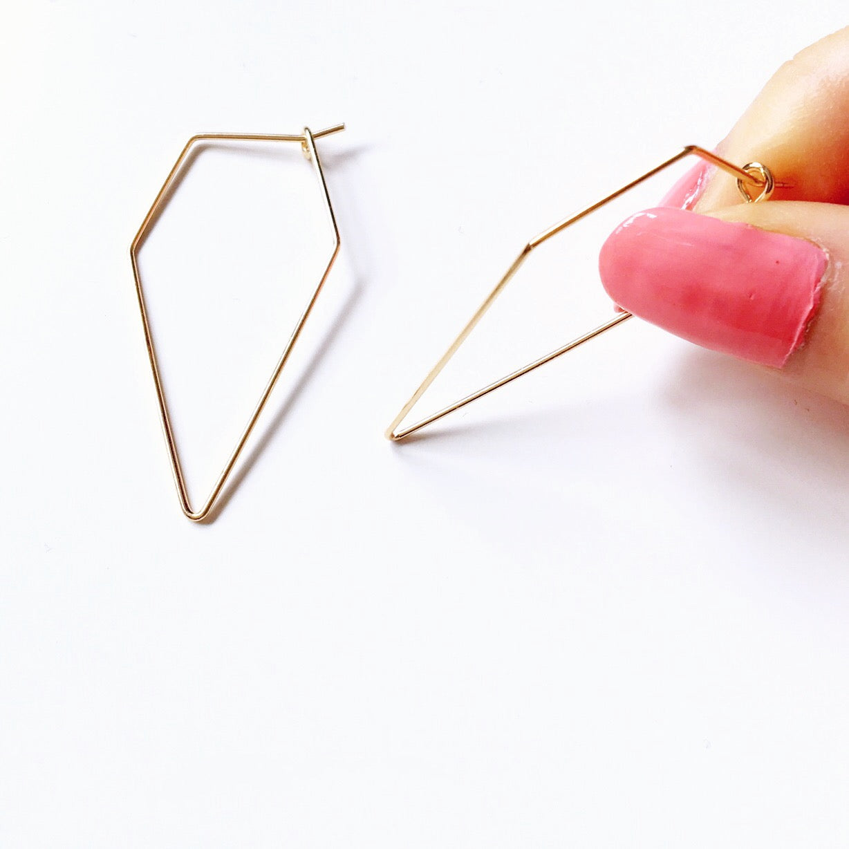 DIAMOND SHAPE HOOP EARRINGS