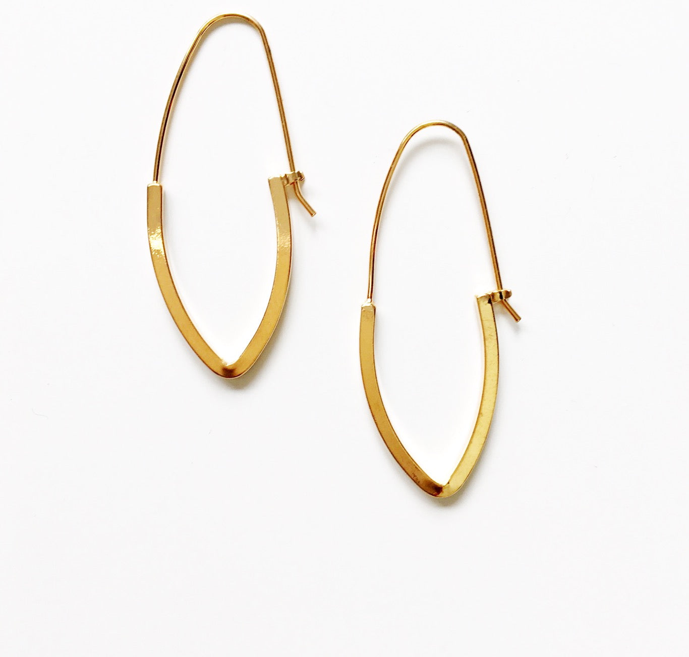 V SHAPED HOOP EARRINGS