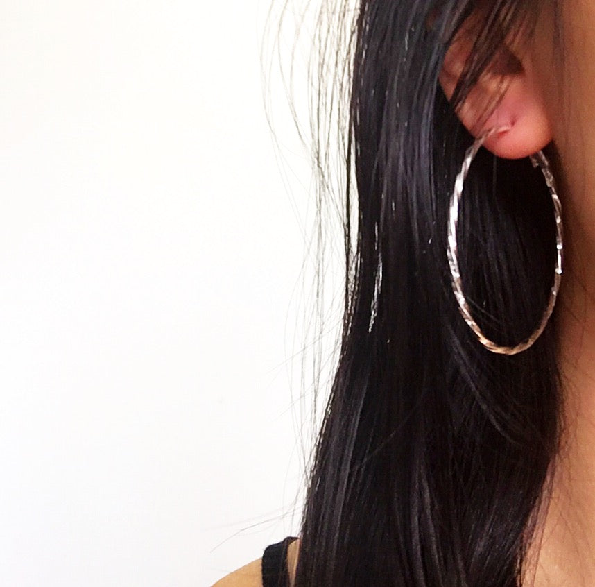 TWISTED HOOP EARRINGS