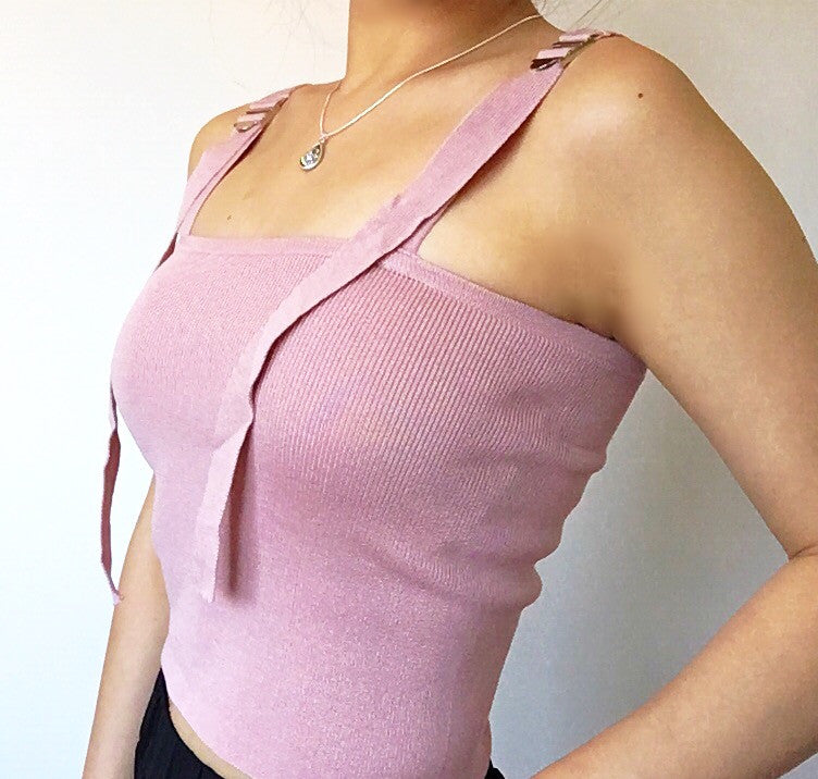 BUCKLE STRAP KNIT STRETCHY VEST TOP