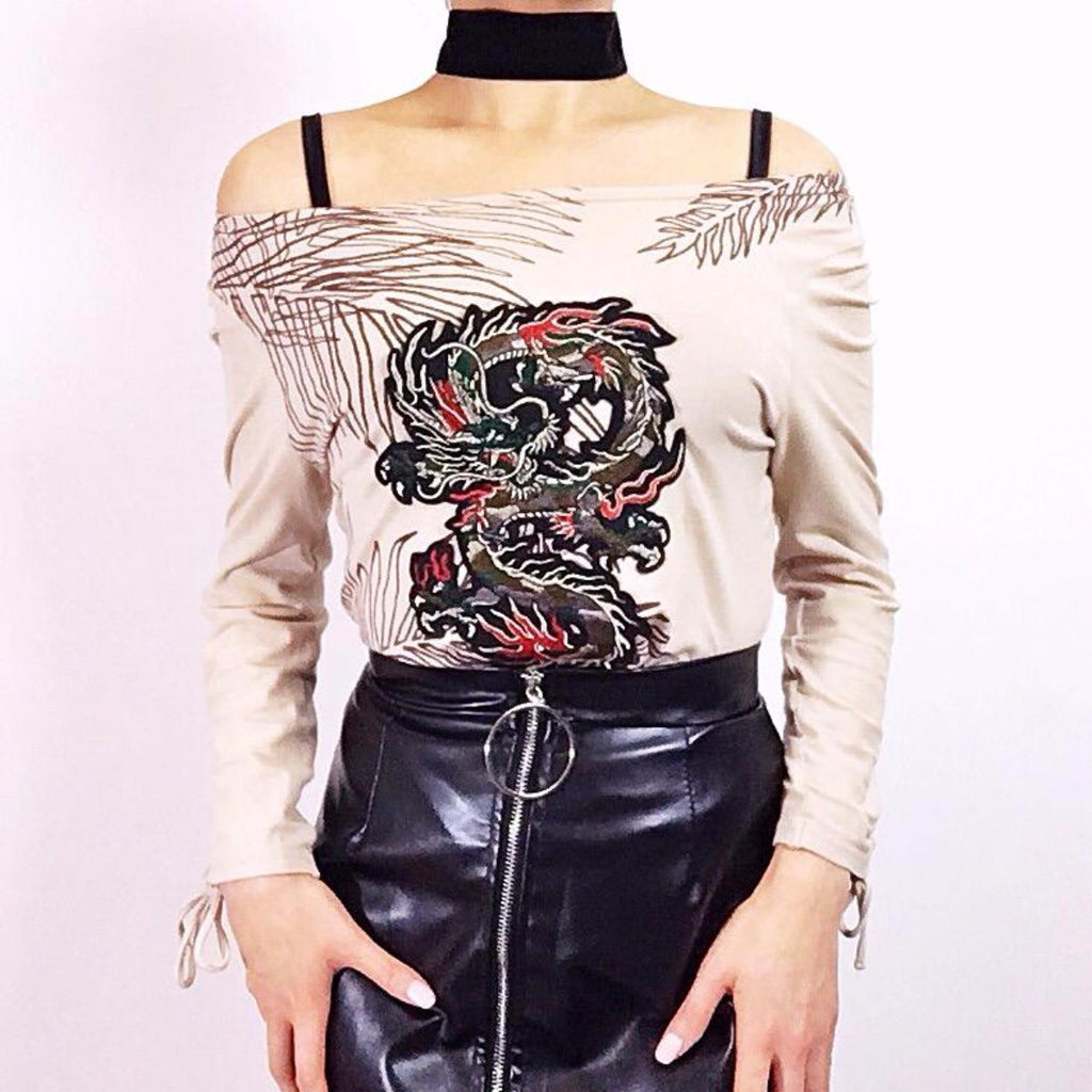 LEAF PATTERN DRAGON TOP