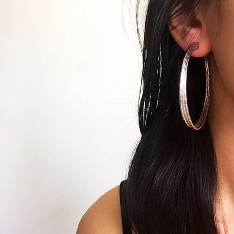 TRIPLE TWISTED HOOP EARRINGS