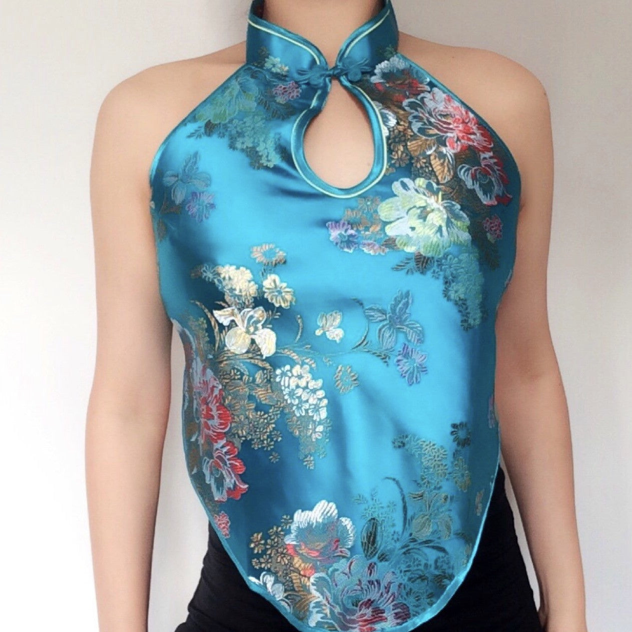 Y2K 90S 00S TREE PEONY FLORAL COLLAR SILKY TOP