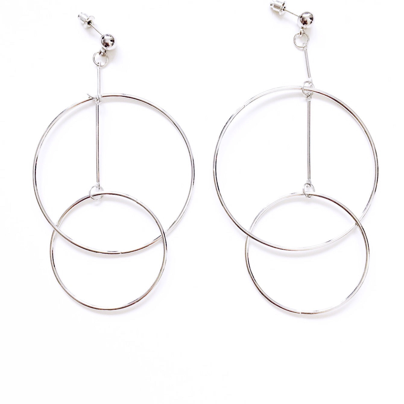 TWO CIRCLE LONG PENDANT EARRINGS