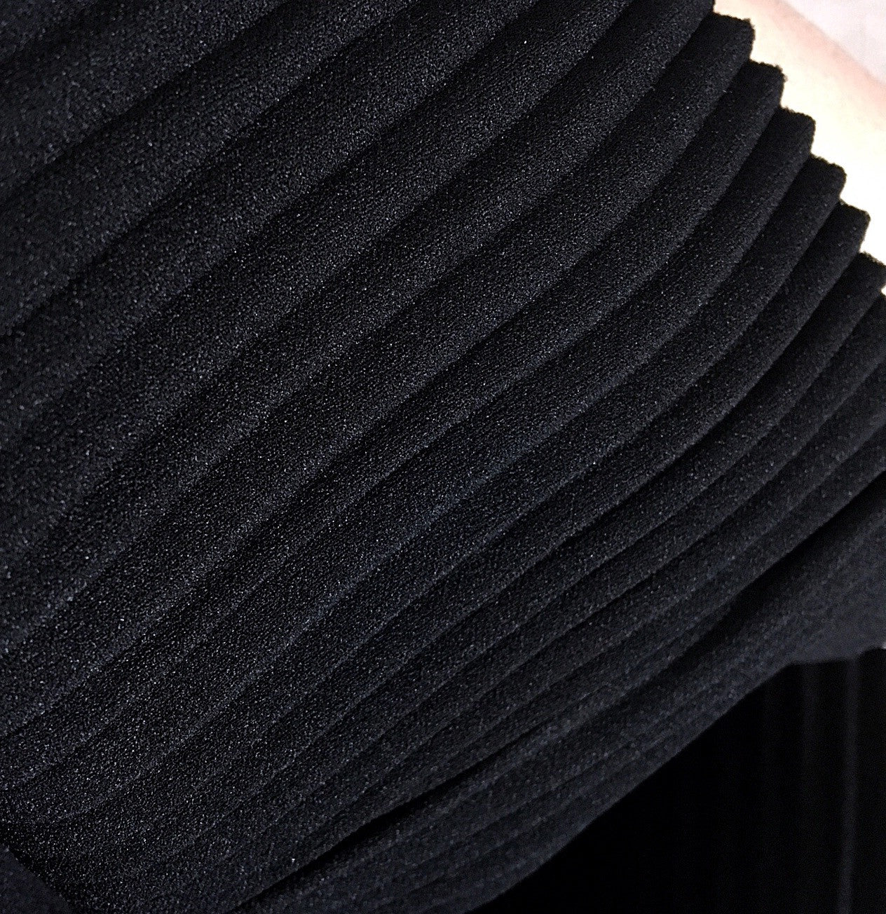 BLACK PLEATED PANTS TROUSERS