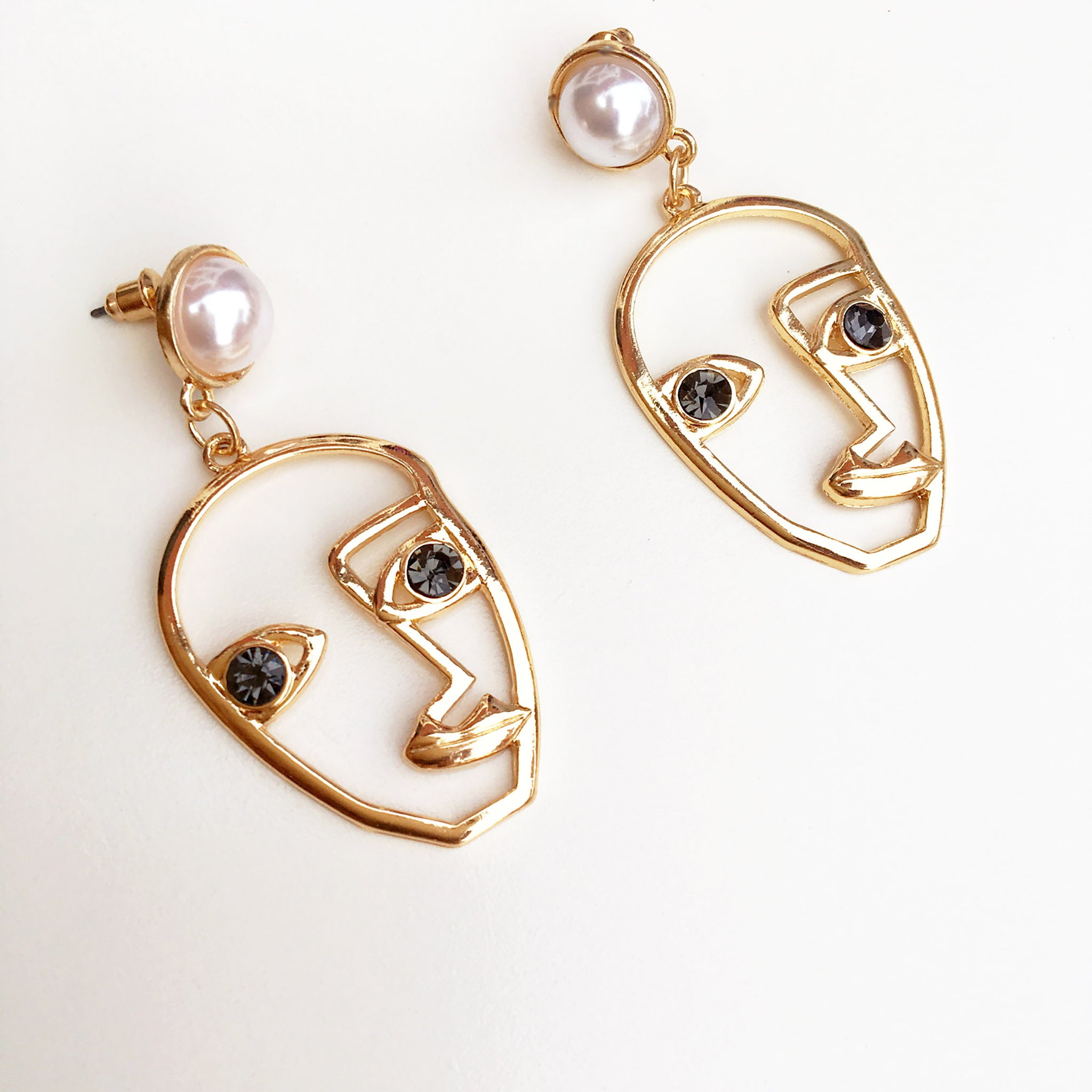 EMO PEARL DIAMANTÉ EYES ABSTRACT FACE EARRINGS