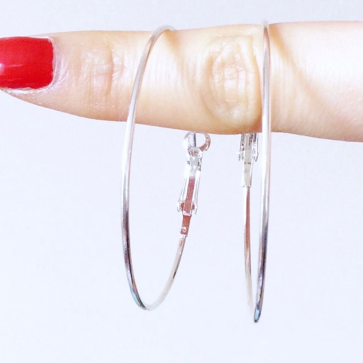 THIN HOOP EARRINGS