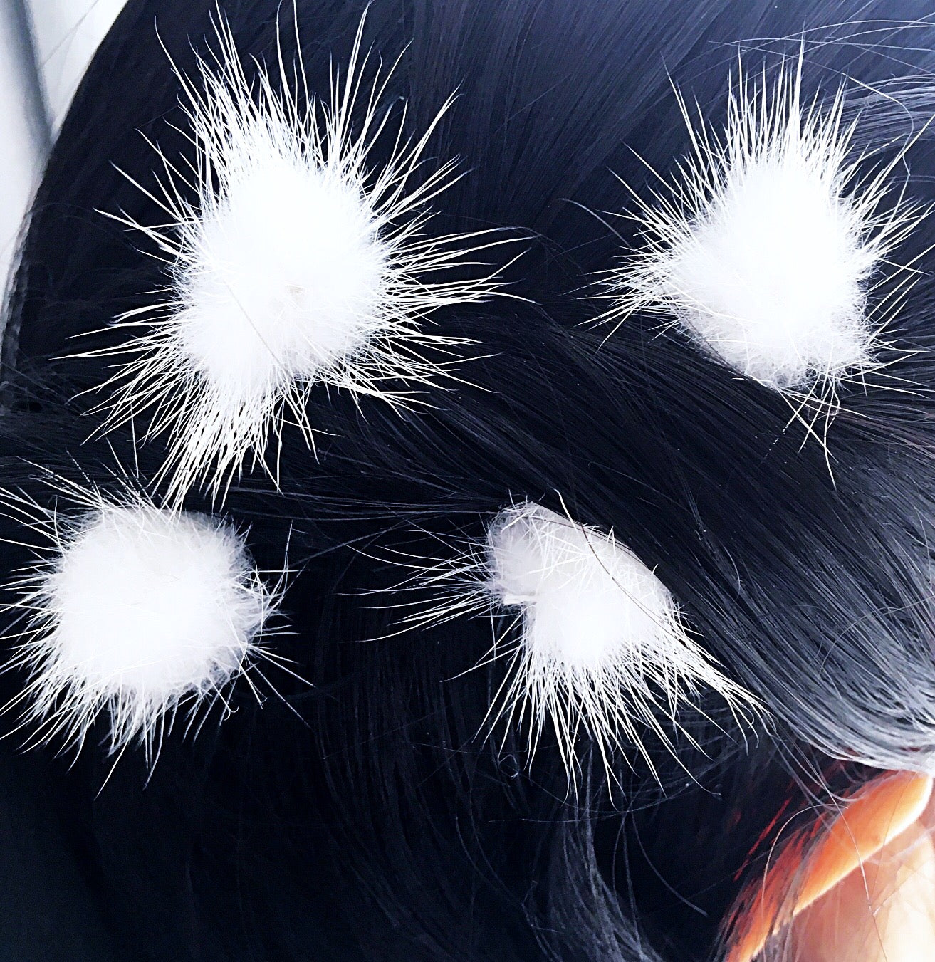 POM POM FESTIVAL HAIR CLIPS SET