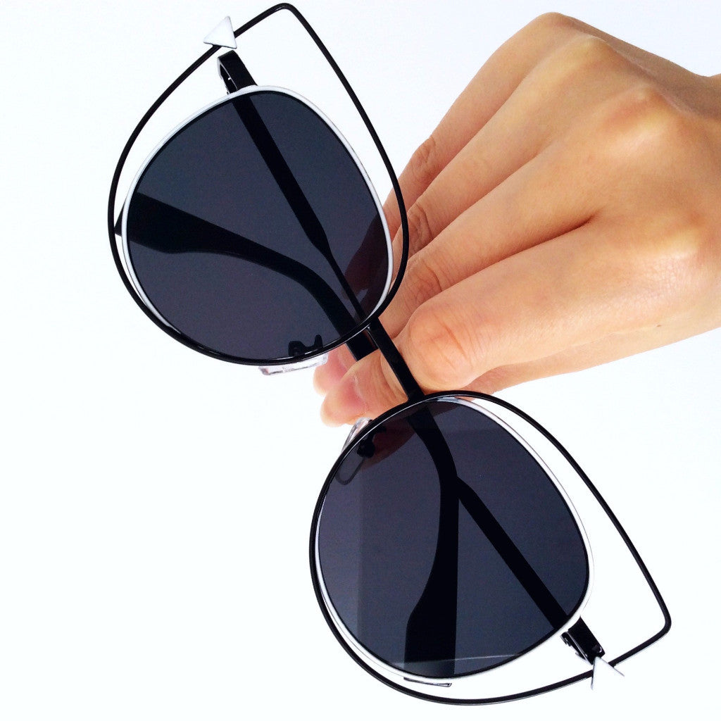 CAT EYE VINTAGE CUT OUT SUNGLASSES