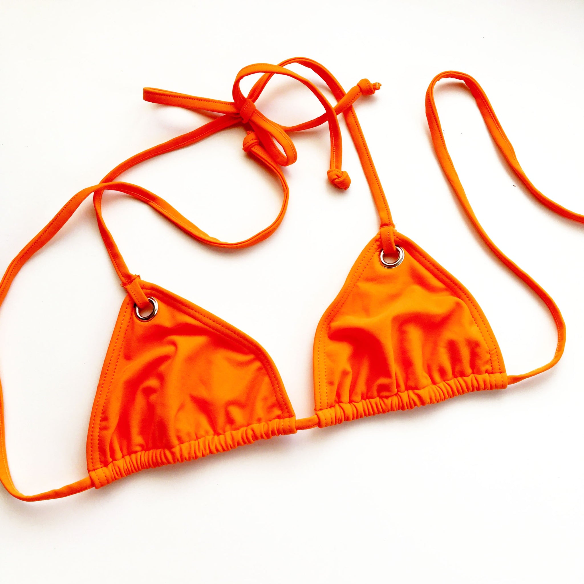 90s Y2K EYELET BIKINI TOP