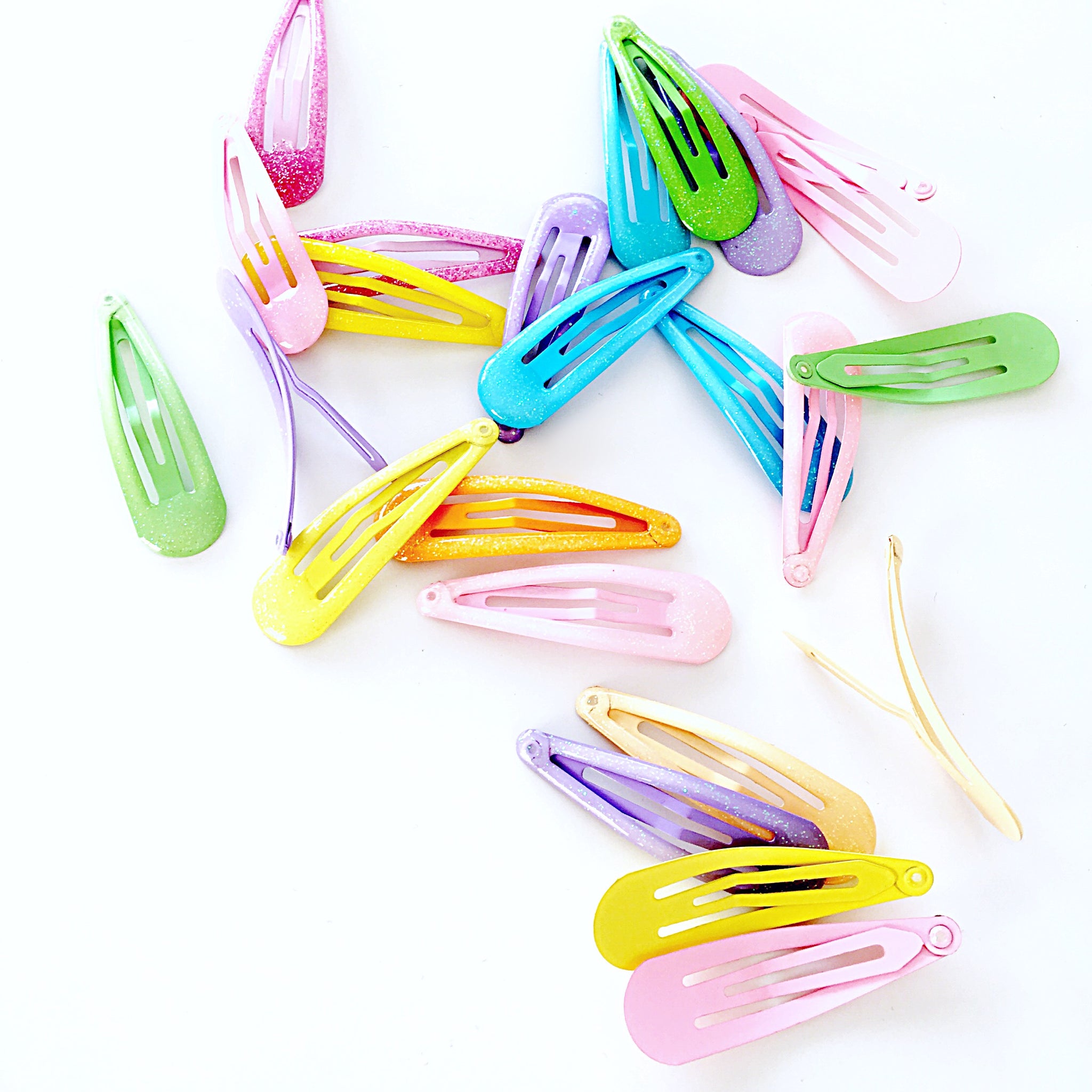 PASTEL GLITTER 90S Y2K HAIR CLIPS