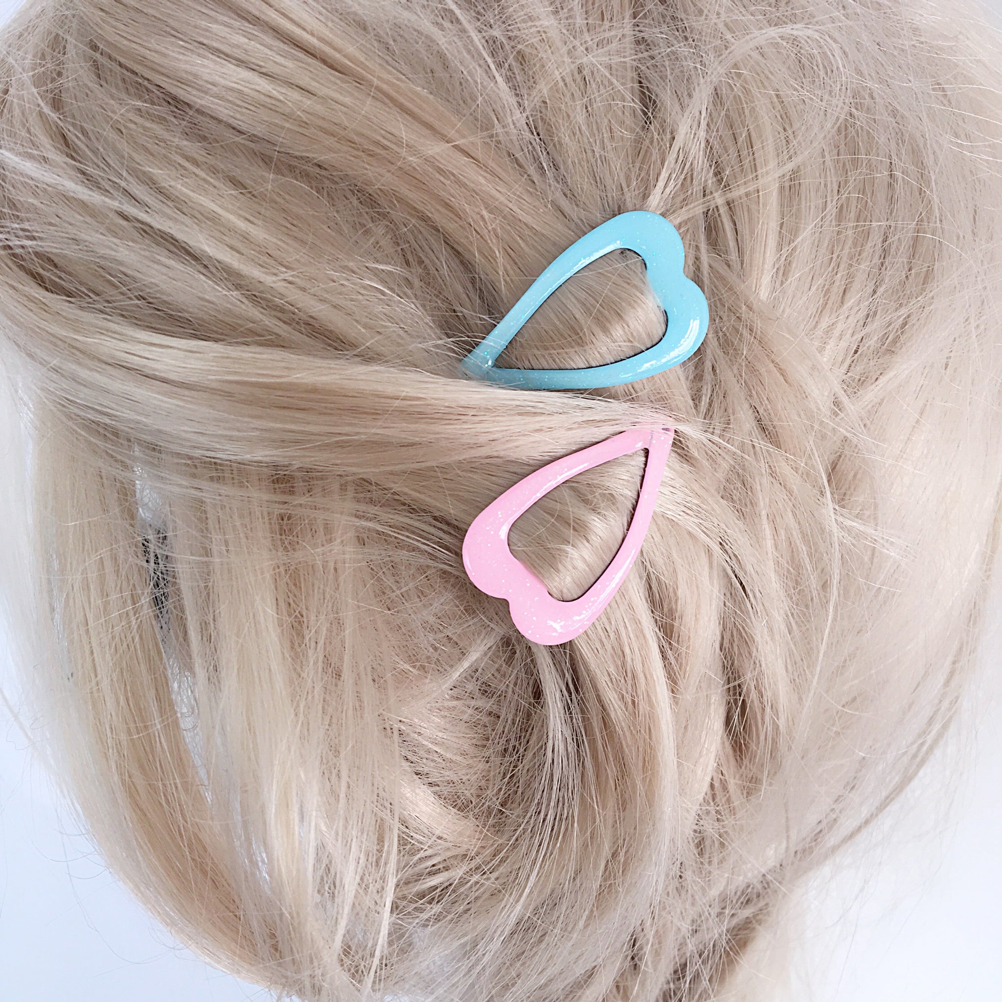 SLIM HEART PASTEL 90S Y2K HAIR CLIPS