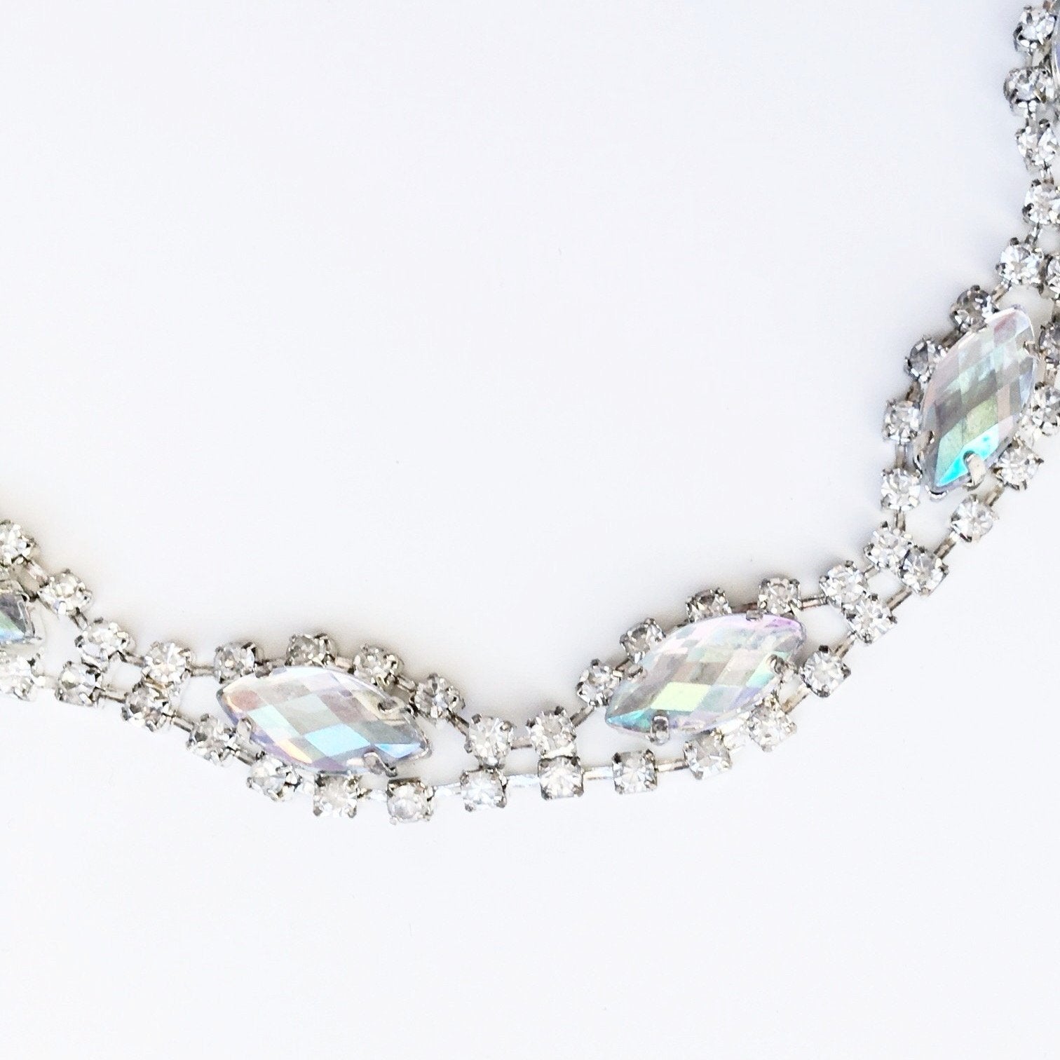 LEAF DIAMANTÉ CHOKER NECKLACE