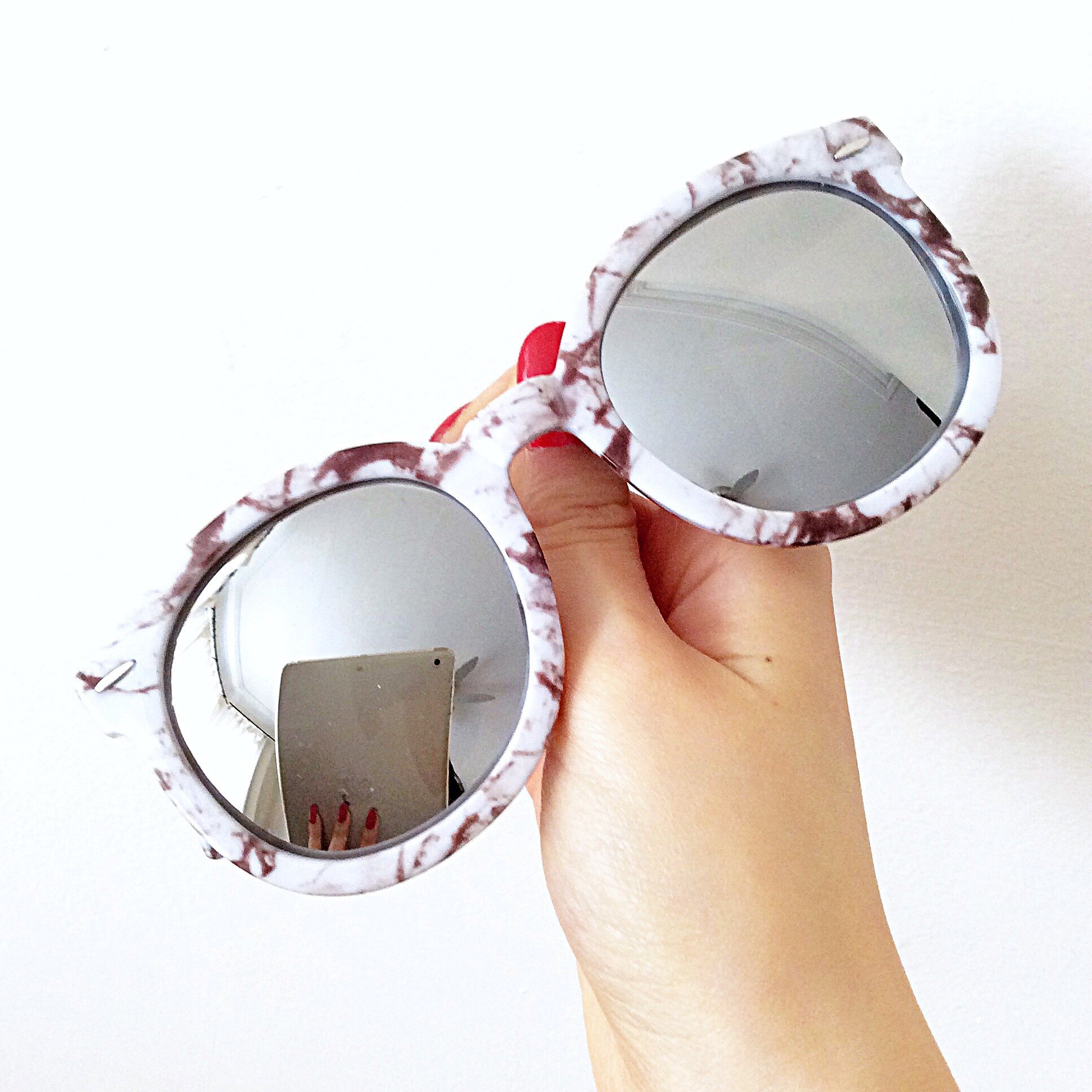 UNISEX ROUND RETRO MARBLE FRAME SUNGLASSES WITH SILVER MIRROR LENS