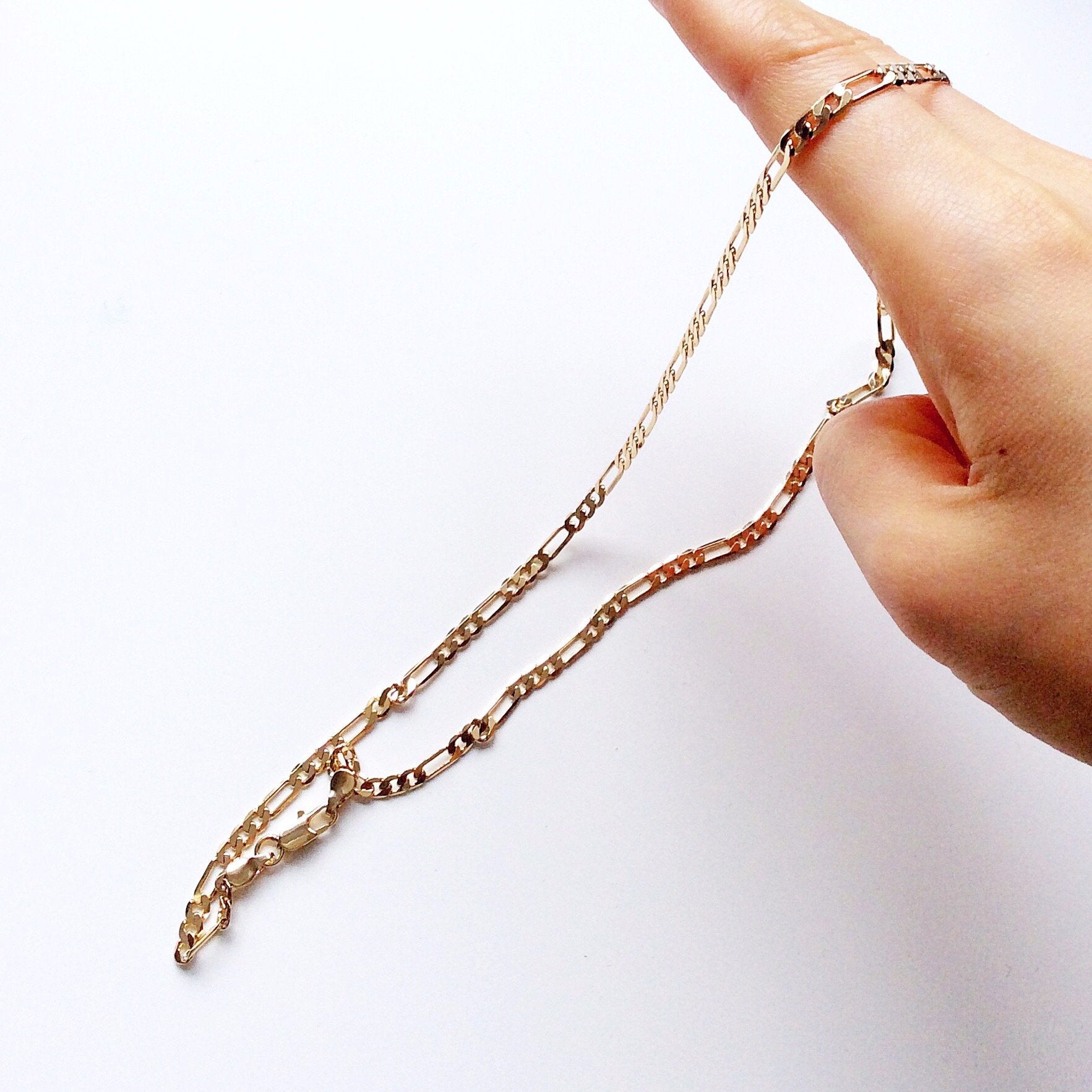 SIMPLE LONG CHAIN NECKLACE