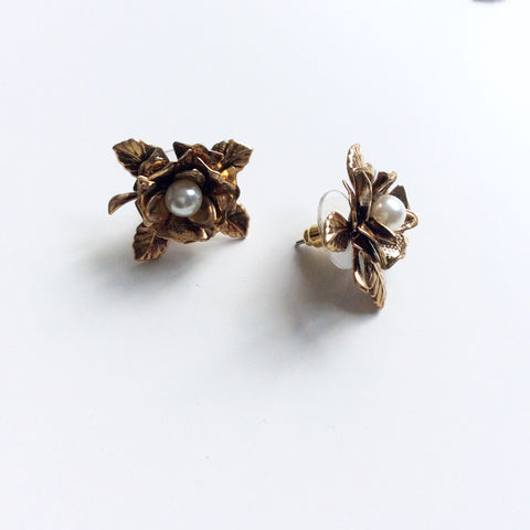 VINTAGE GOLD ROSE REMOVABLE LEAVE STATEMENT EARRINGS