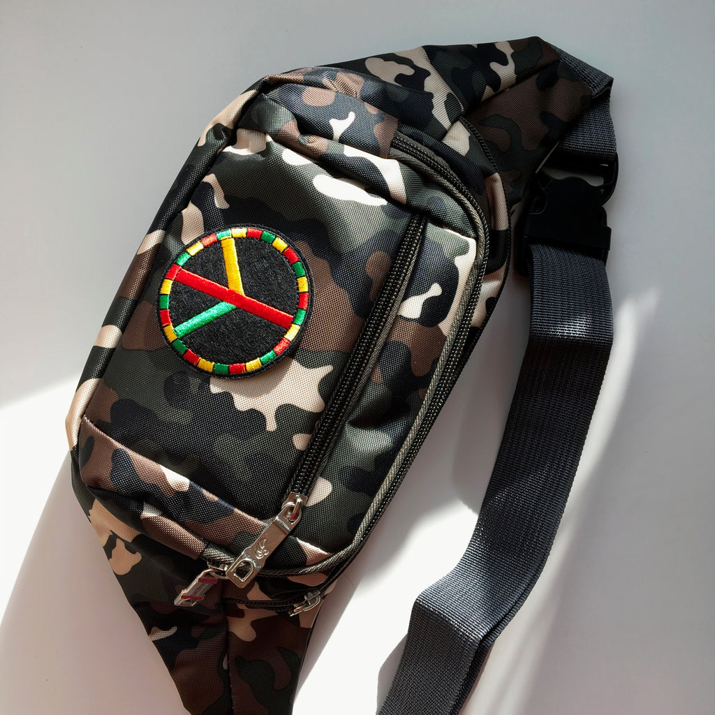 UNISEX CAMO PEACE BELT BAG