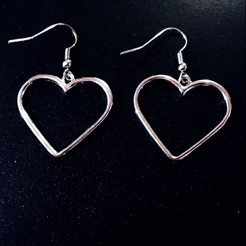 HEART PENDANT EARRINGS