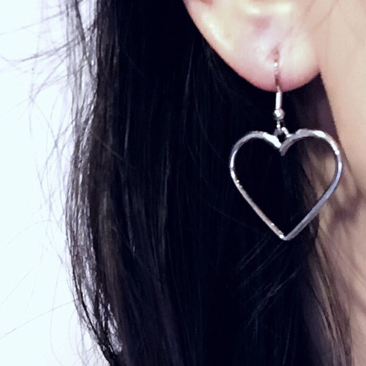 HEART PENDANT EARRINGS