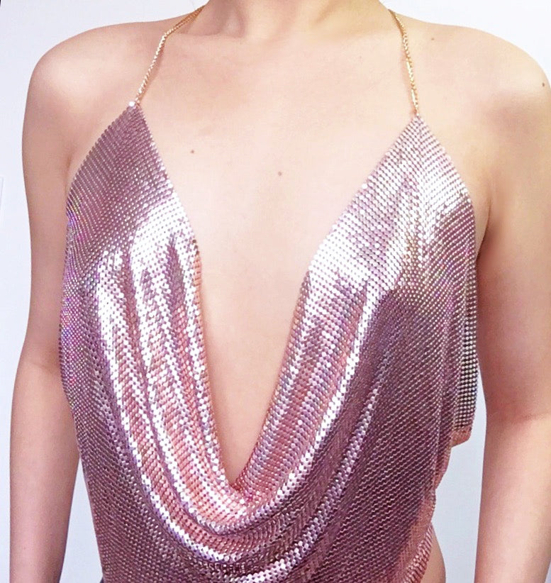 CHAINS BACKLESS VEST CROP TOP
