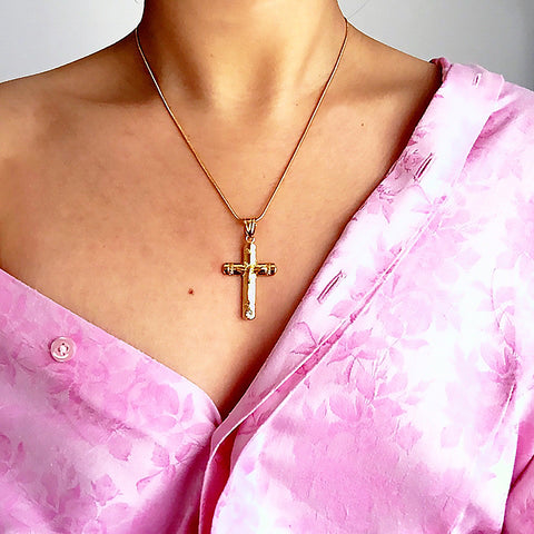 CROSS DIAMANTE PENDANT NECKLACE
