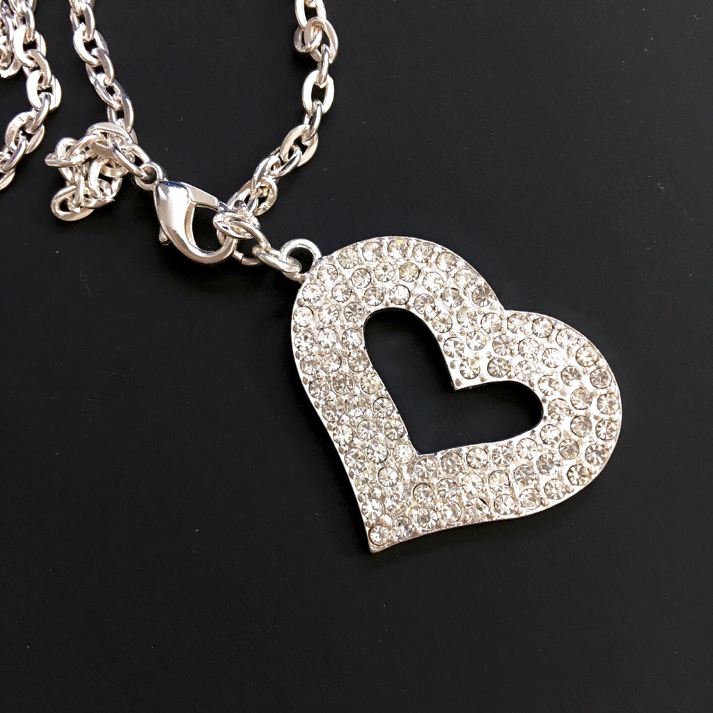 DIAMANTÉ HEART CHAIN NECKLACE