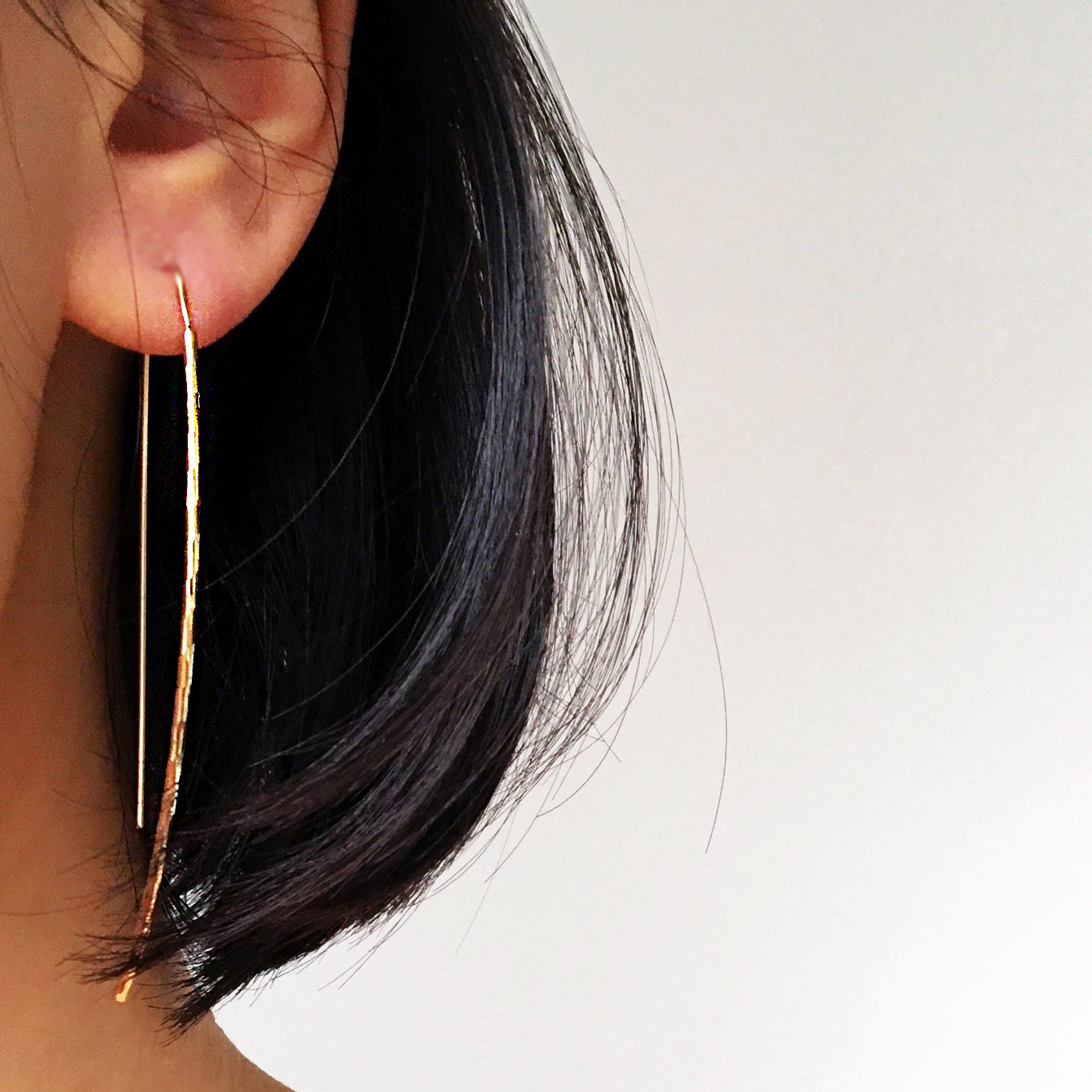 LONG BAMBOO STICK TEXTURE EARRINGS