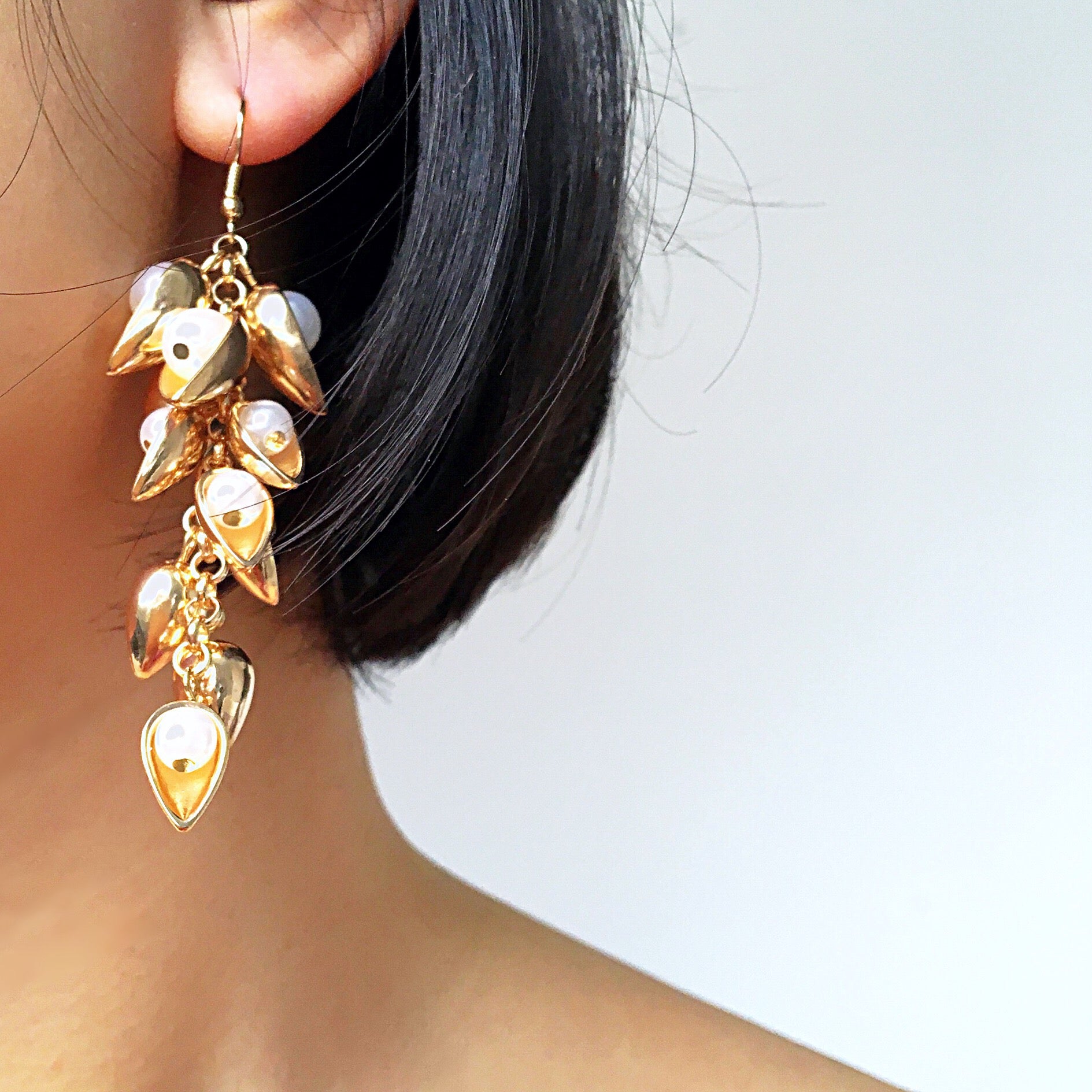 PEARL LEAF LONG EARRINGS