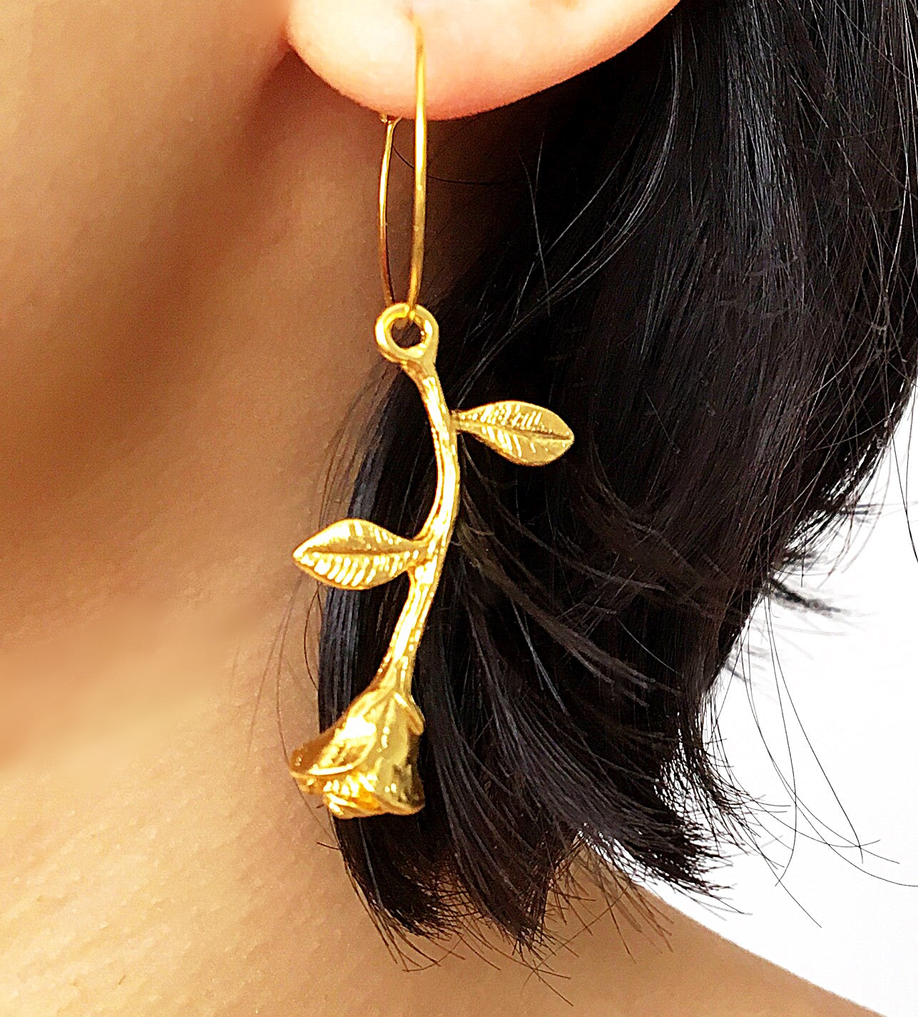 ROSE LONG STEM HOOP EARRINGS