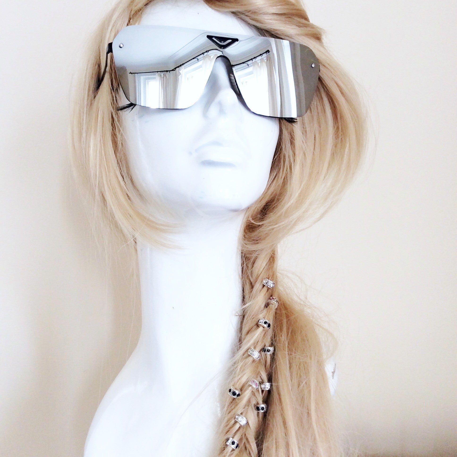 Y2K ONE PIECE SUNGLASSES