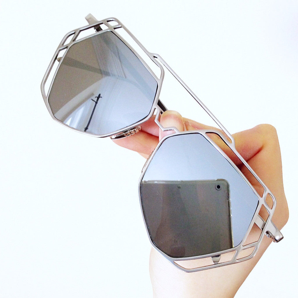 DIAMOND CUT MIRROR SUNGLASSES