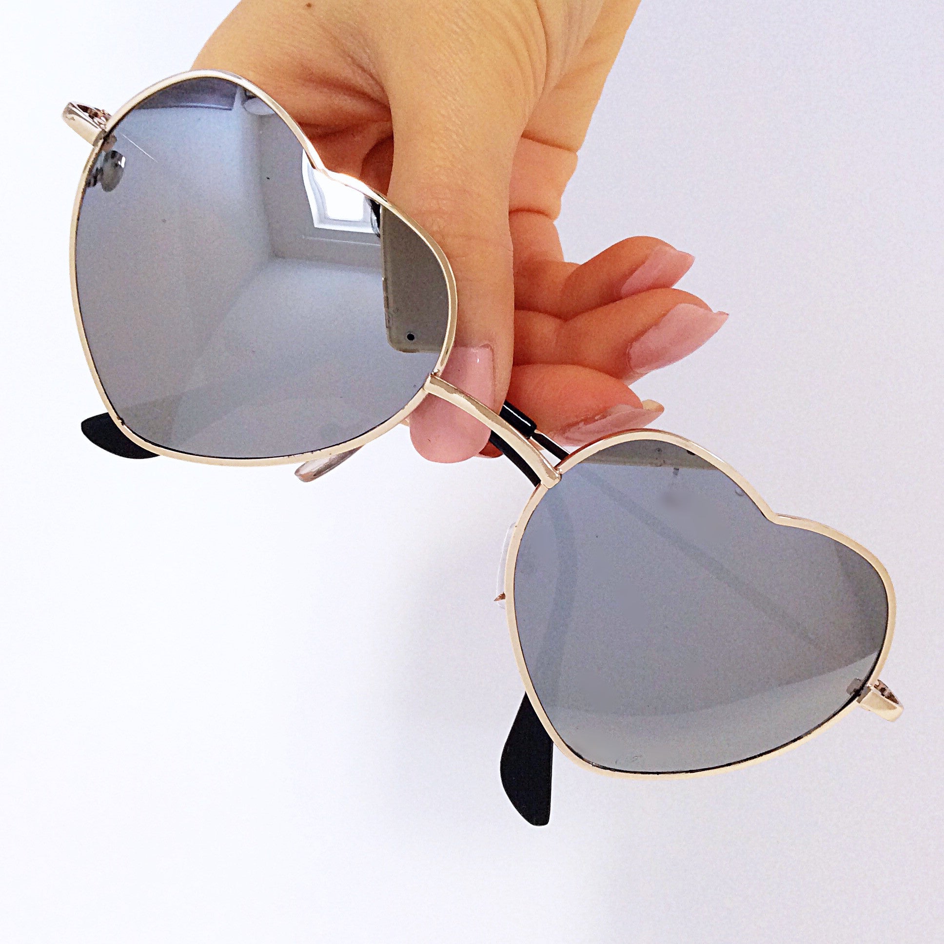 HEART MIRROR LENS SUNGLASSES